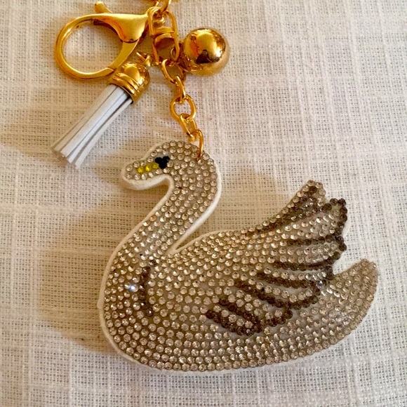 My swan lake rhinestone keychain new. - Picture 3 of 3